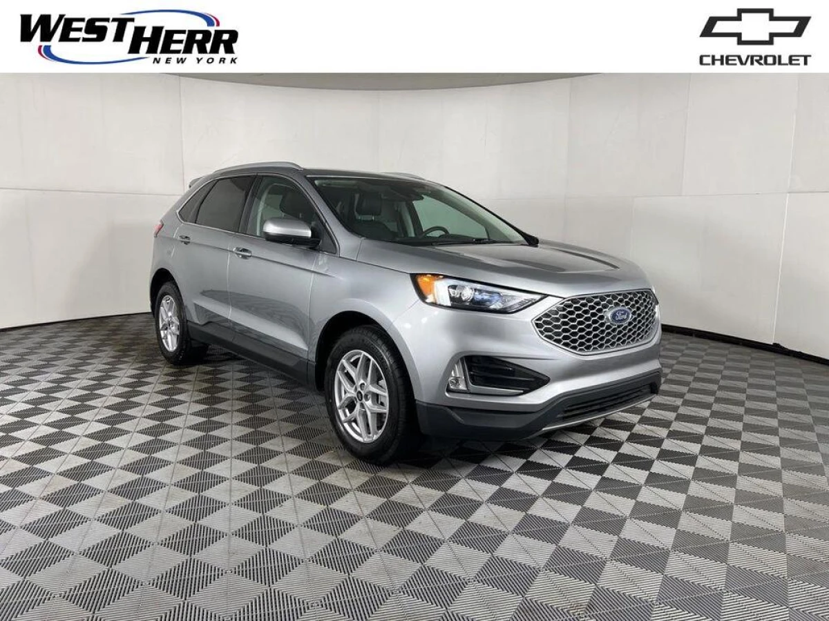 Pre-Owned 2024 Ford Edge SEL