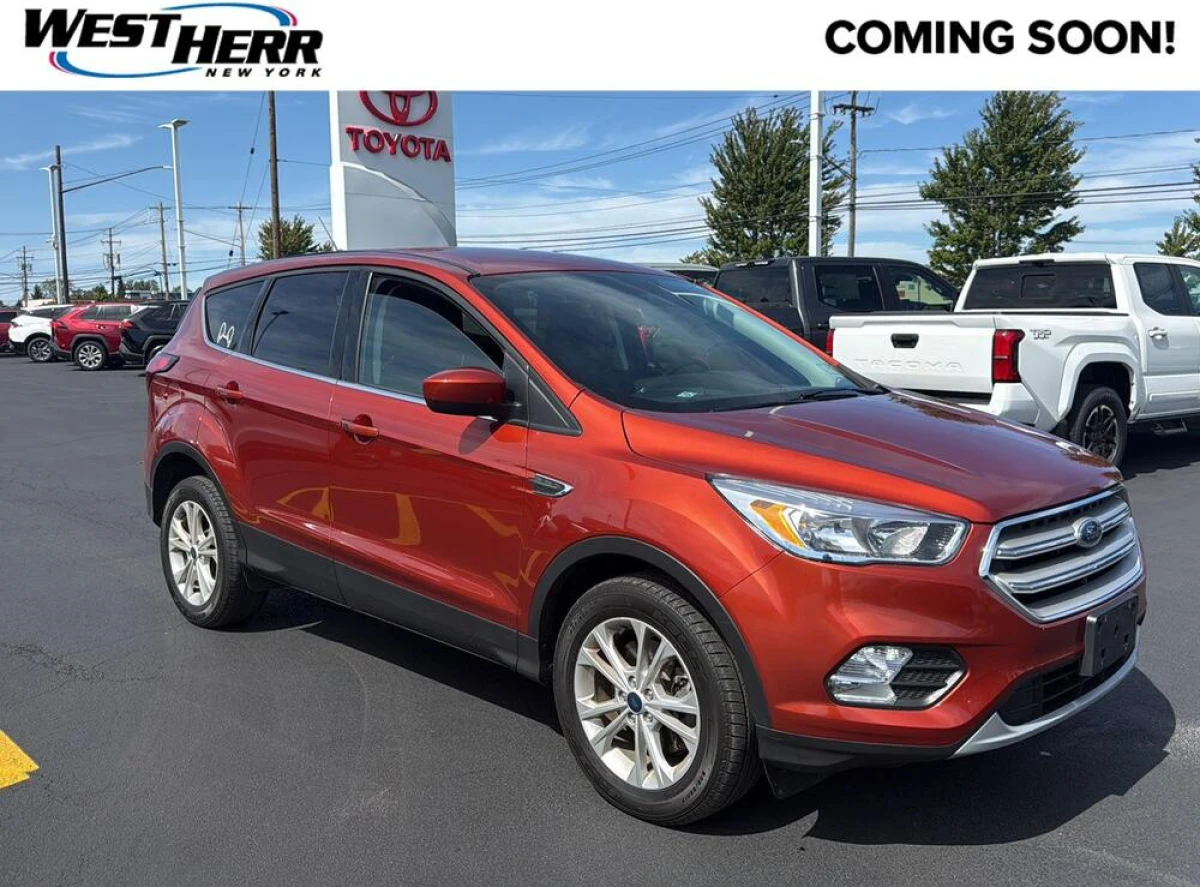 Pre-Owned 2019 Ford Escape SE