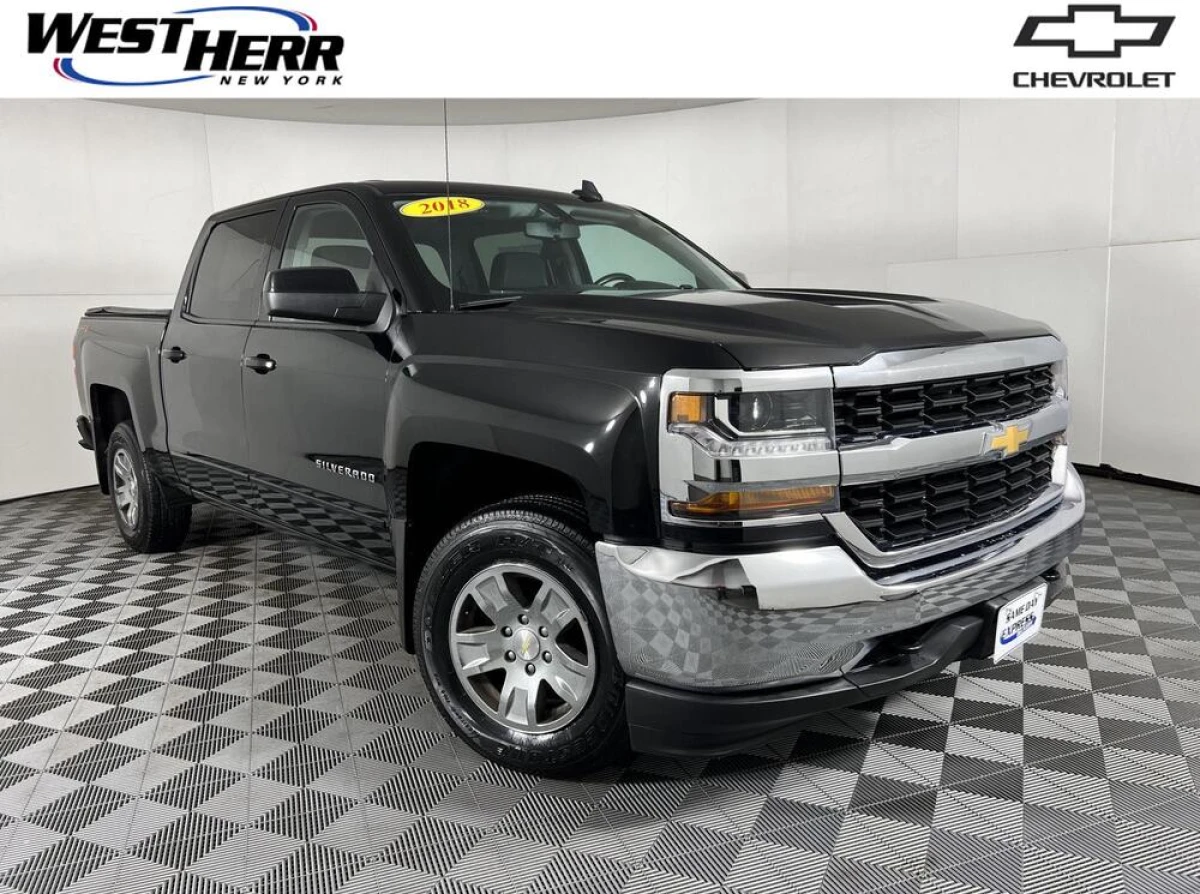 Pre-Owned 2018 Chevrolet Silverado 1500 LT