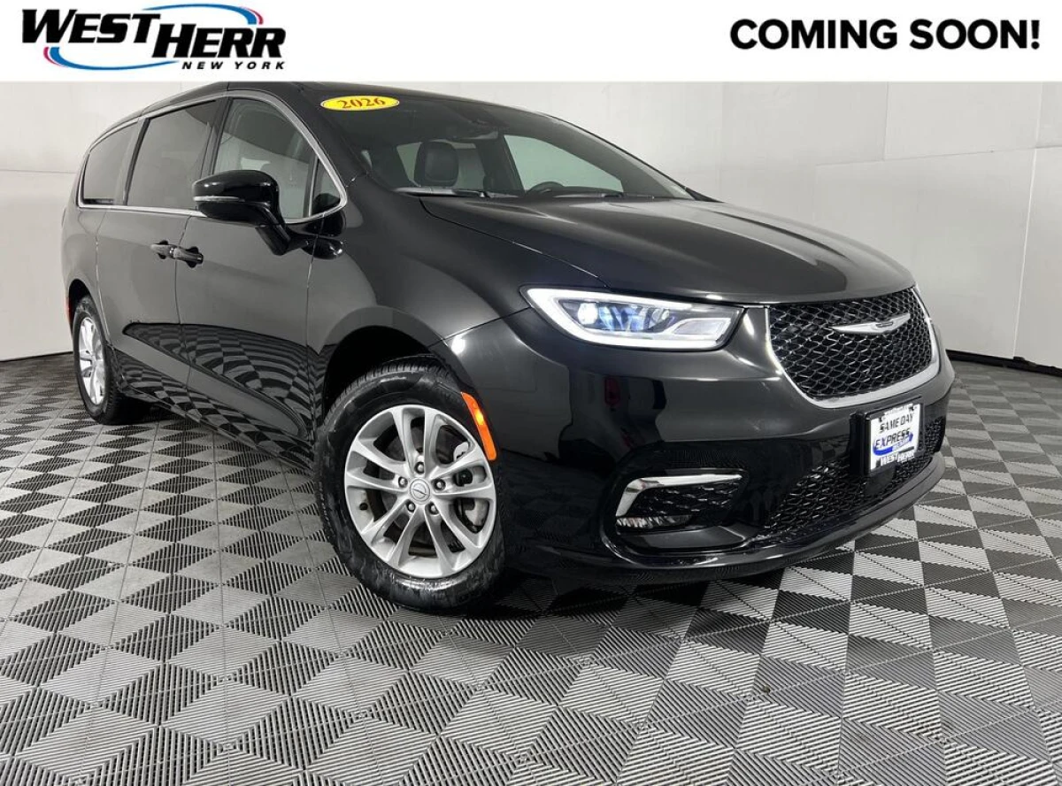 Pre-Owned 2026 Chrysler Pacifica Select