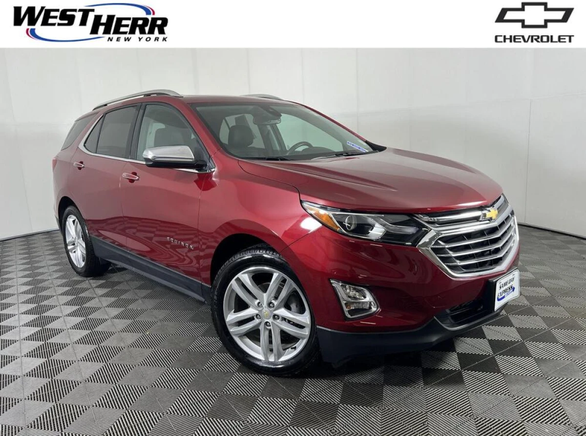 Pre-Owned 2018 Chevrolet Equinox Premier