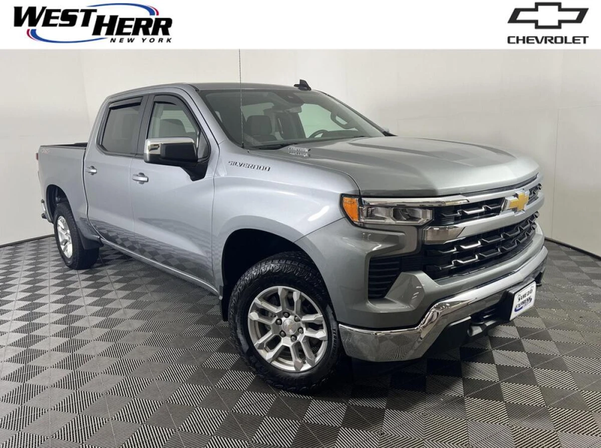 Pre-Owned 2025 Chevrolet Silverado 1500 LT