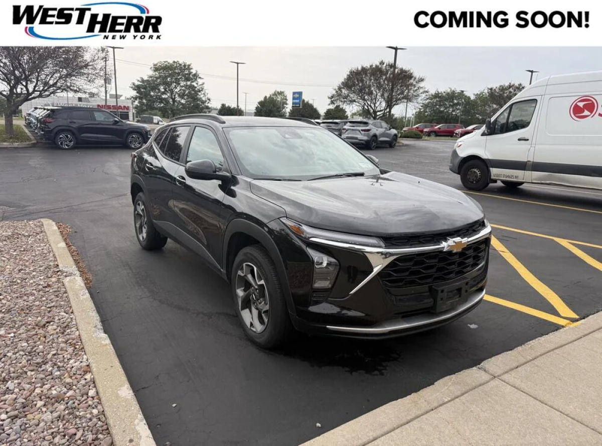 Pre-Owned 2024 Chevrolet Trax LT
