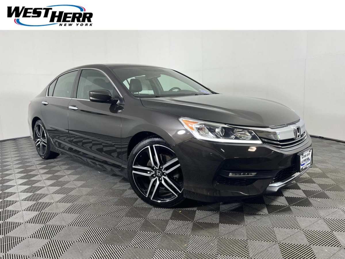 Pre-Owned 2017 Honda Accord Sedan Sport SE