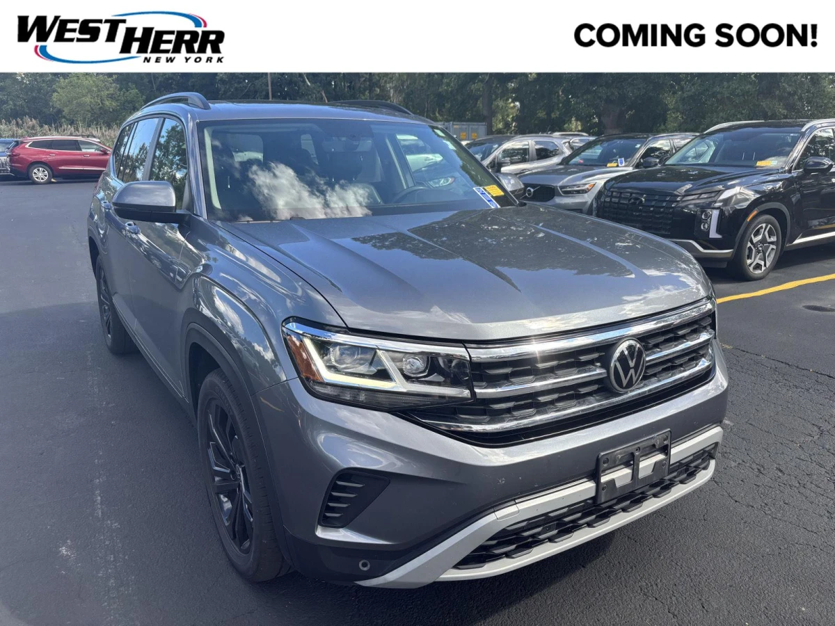 Pre-Owned 2022 Volkswagen Atlas 2.0T SE w/Technology