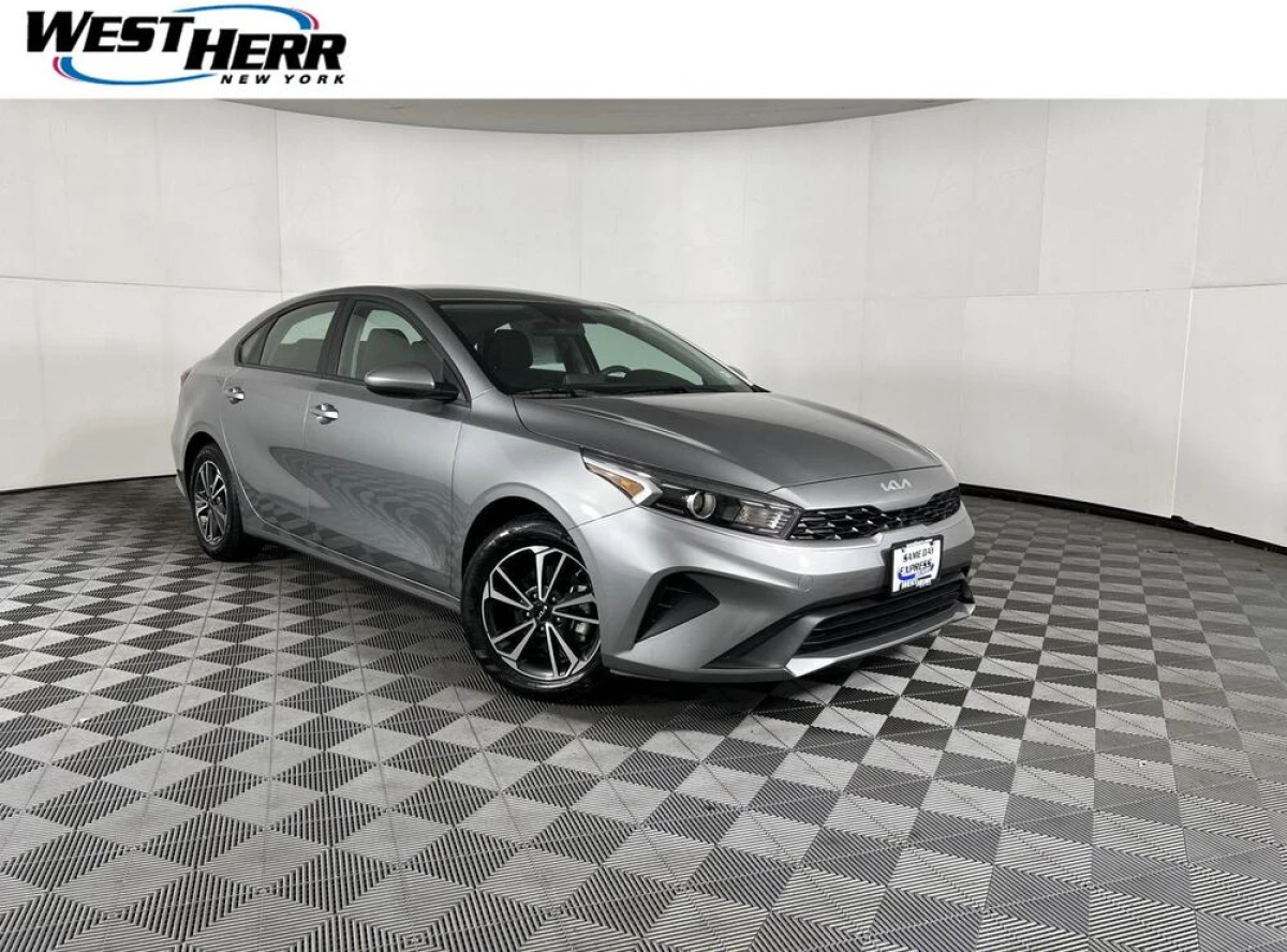 Certified Pre-Owned 2024 Kia Forte LXS