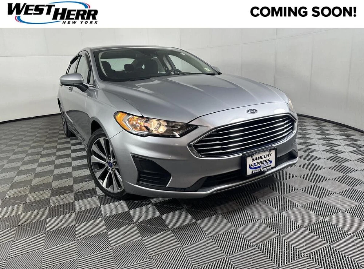 Pre-Owned 2020 Ford Fusion SE