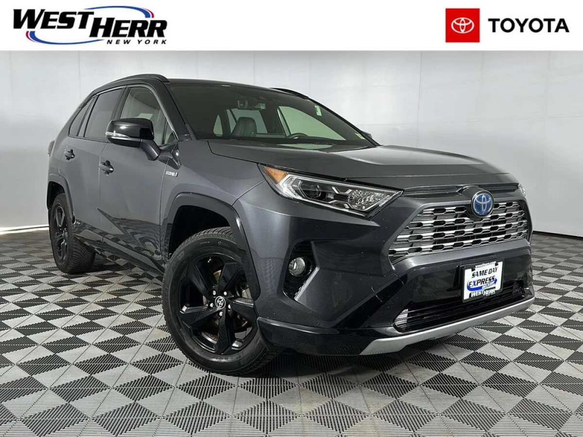 Pre-Owned 2019 Toyota RAV4 Hybrid XSE