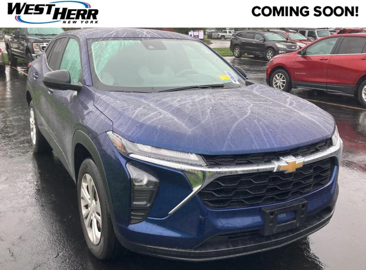 Pre-Owned 2024 Chevrolet Trax LS
