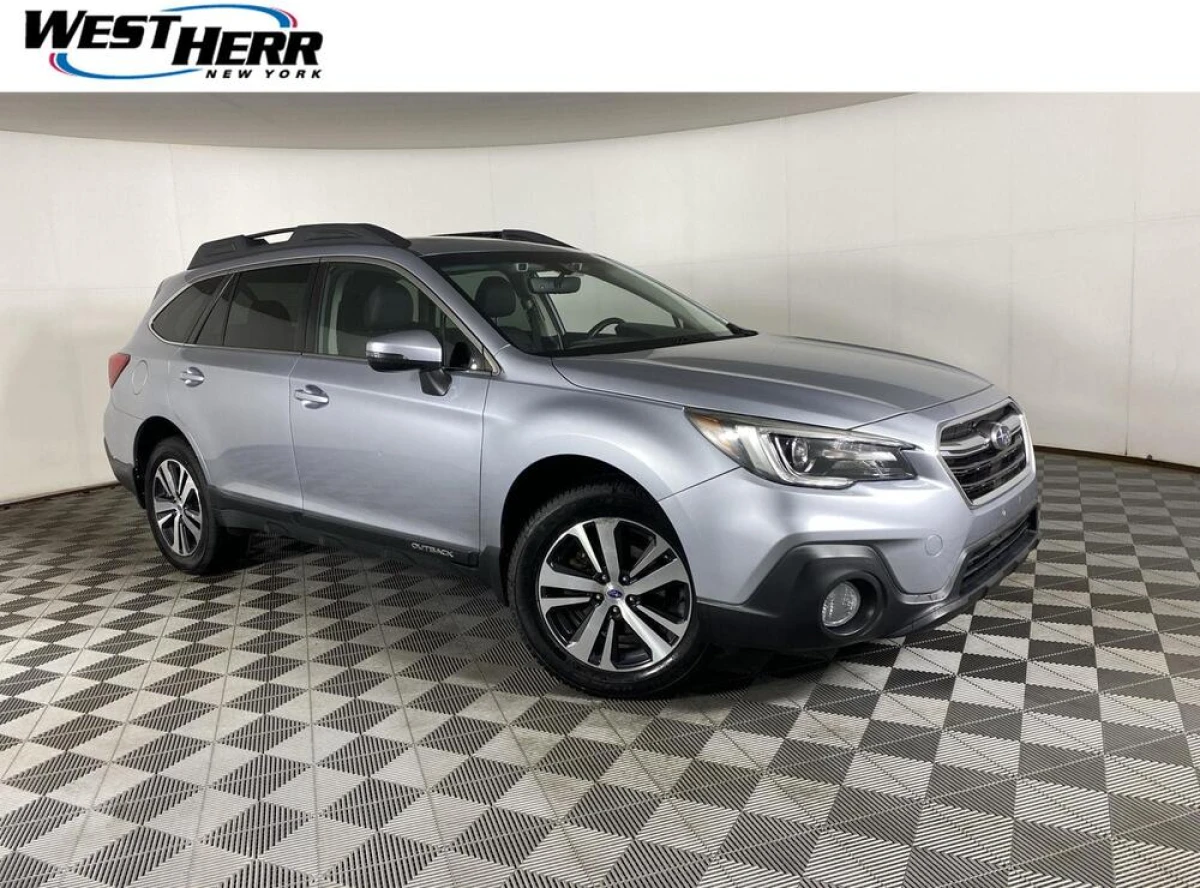 Pre-Owned 2018 Subaru Outback Limited