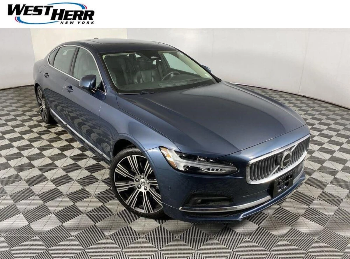 Pre-Owned 2023 Volvo S90 Ultimate