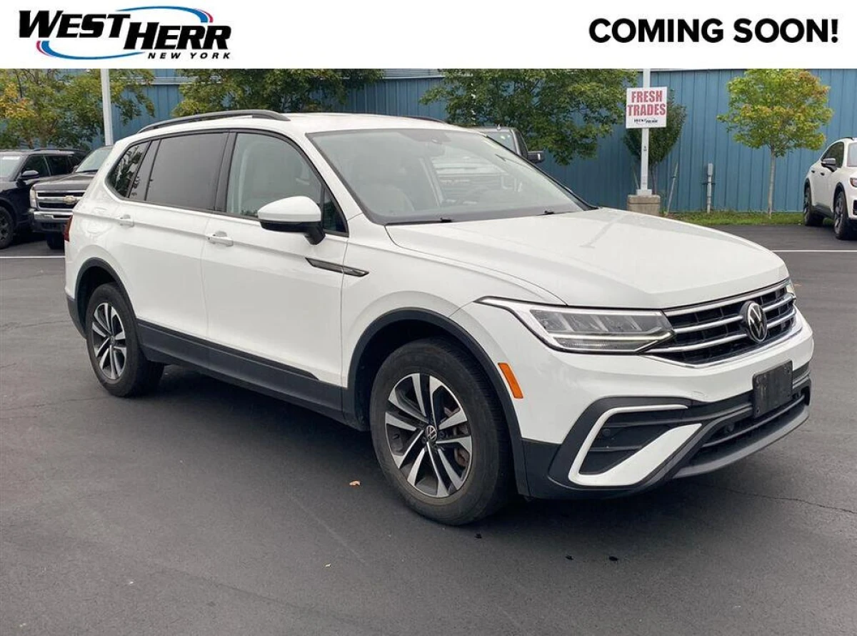 Pre-Owned 2023 Volkswagen Tiguan S