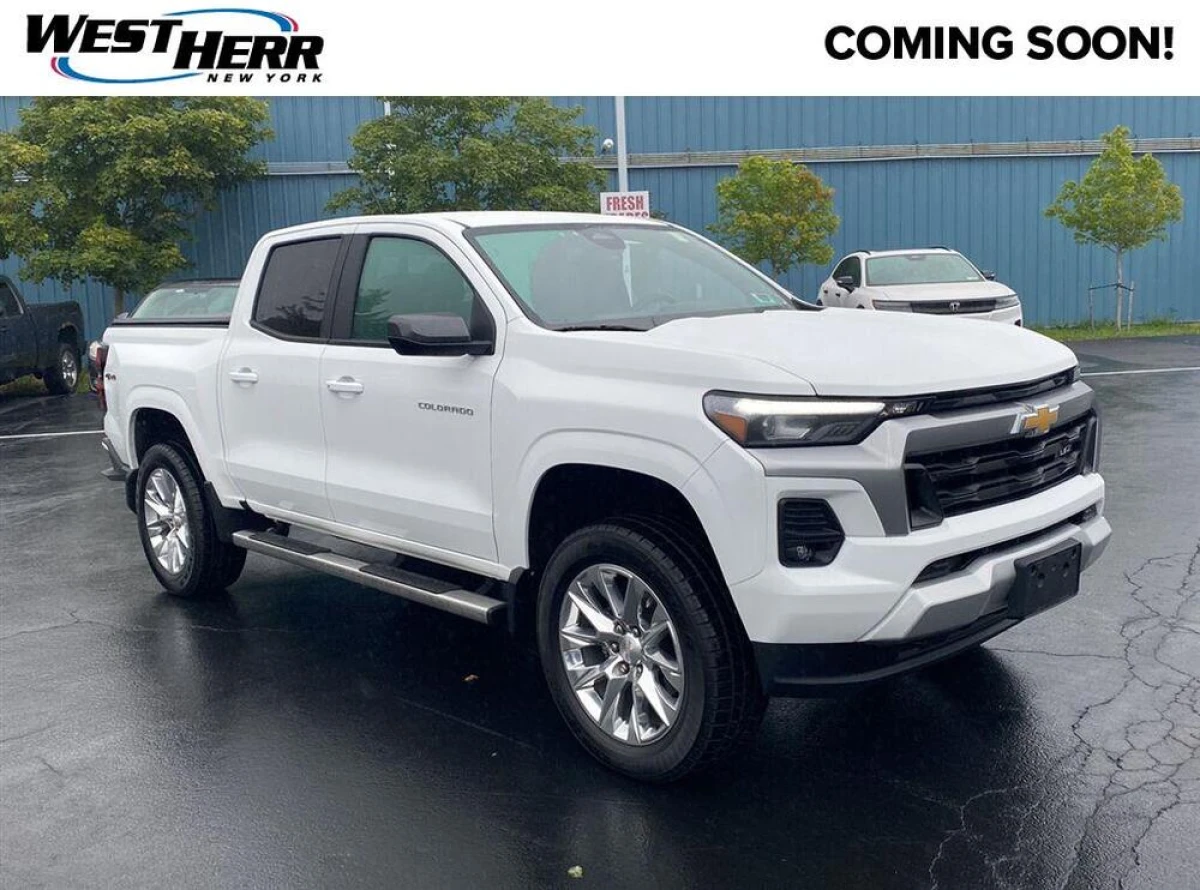 Pre-Owned 2024 Chevrolet Colorado 4WD LT