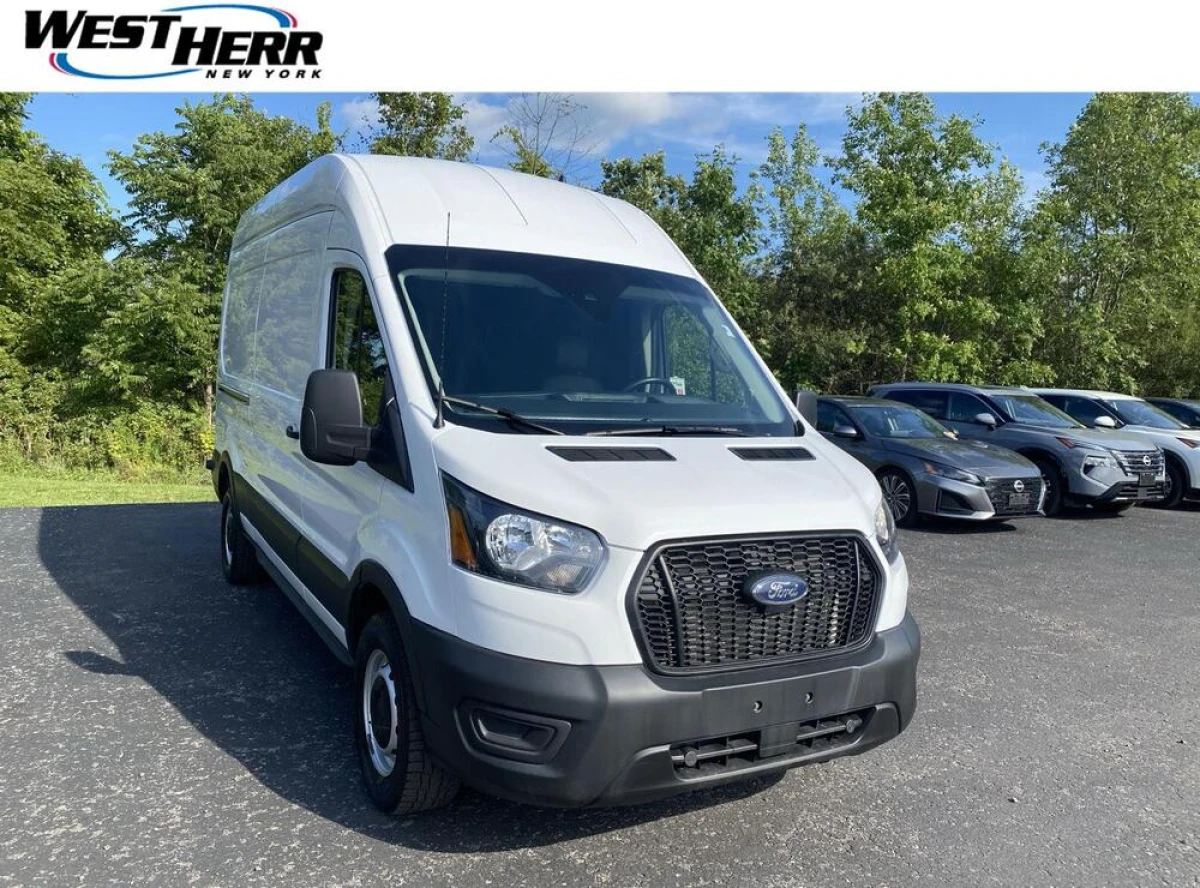 Pre-Owned 2025 Ford Transit 250
