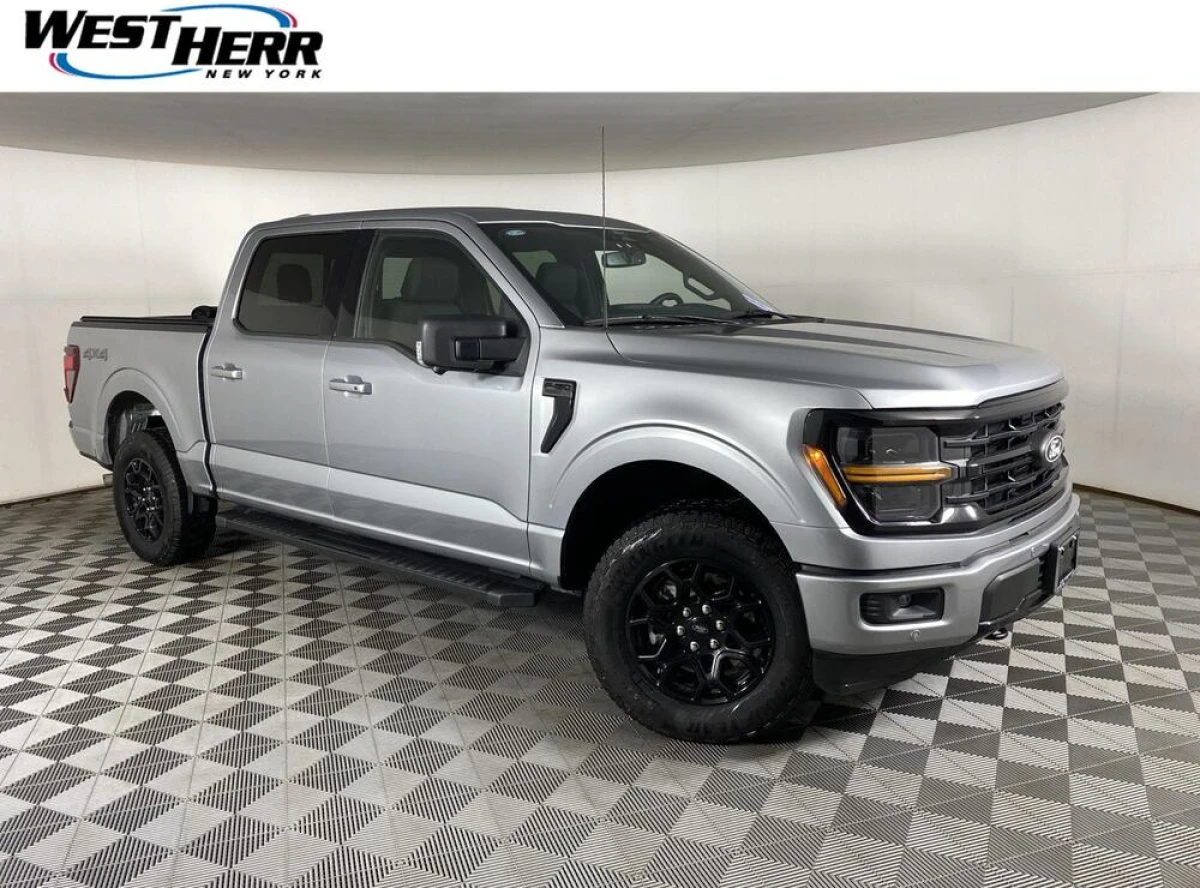 Pre-Owned 2025 Ford F-150 XLT