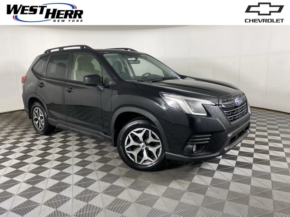 Pre-Owned 2023 Subaru Forester Premium