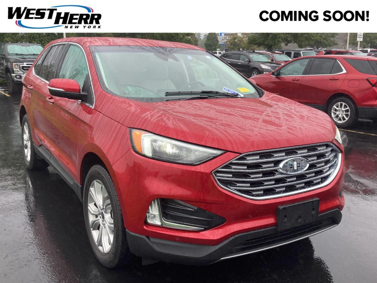 Pre-Owned 2024 Ford Edge Titanium