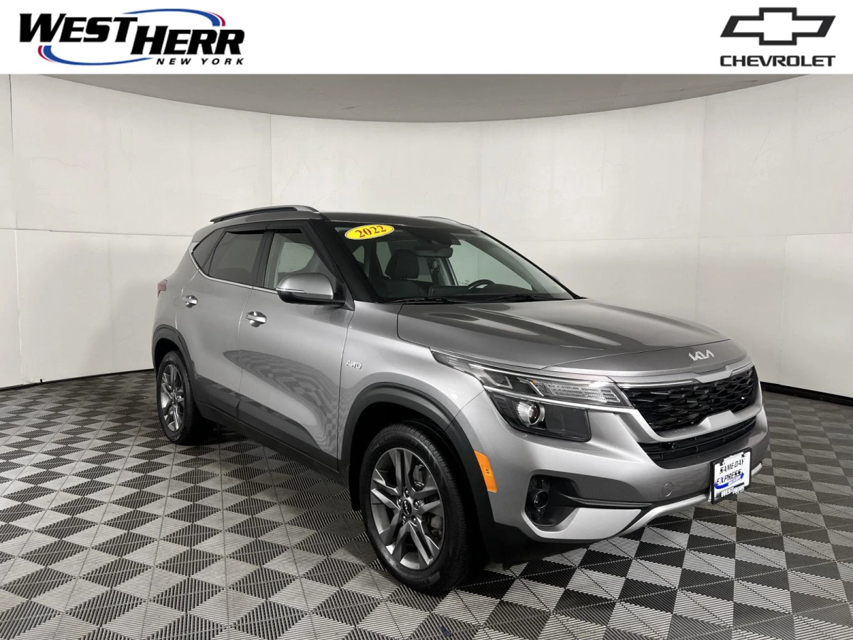 Pre-Owned 2022 Kia Seltos S