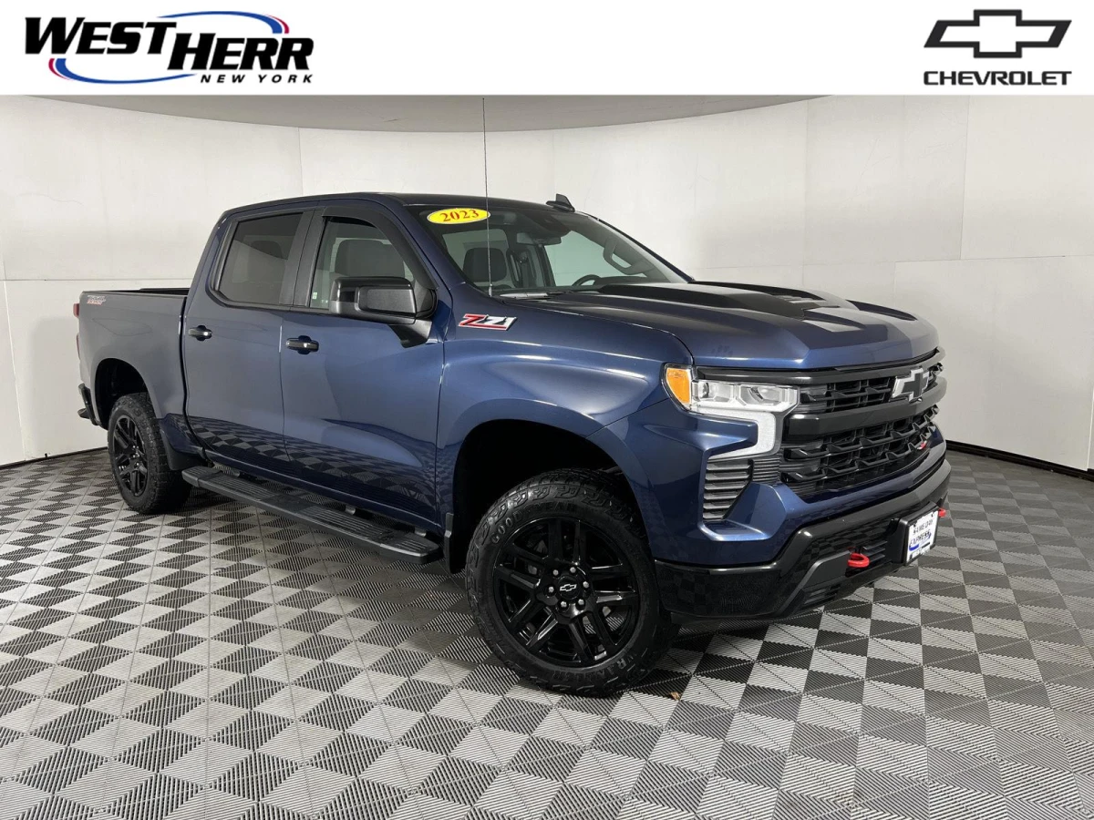 Pre-Owned 2023 Chevrolet Silverado 1500 LT Trail Boss