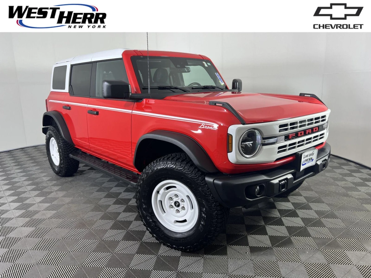 Pre-Owned 2023 Ford Bronco Heritage Edition