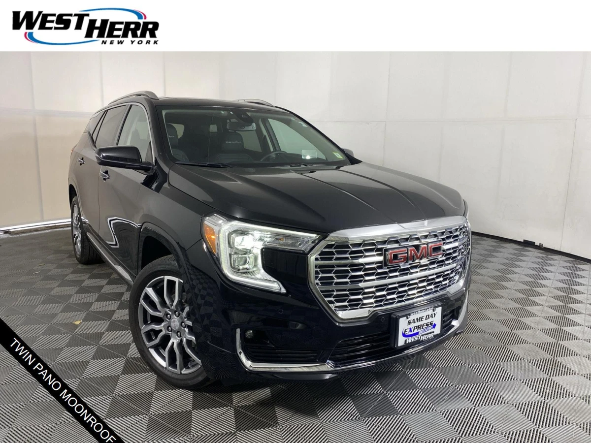 Pre-Owned 2024 GMC Terrain Denali