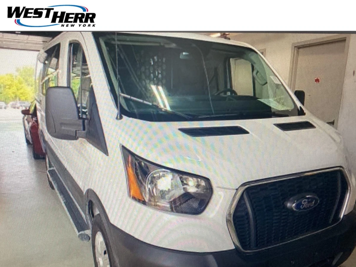 Pre-Owned 2025 Ford Transit 250