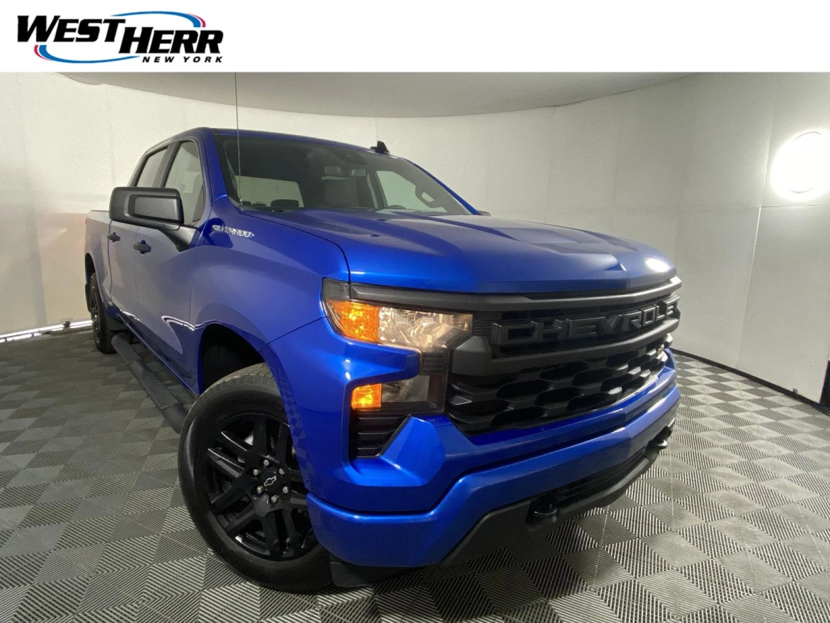 Pre-Owned 2024 Chevrolet Silverado 1500 Custom