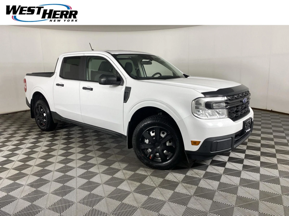 Pre-Owned 2022 Ford Maverick XL