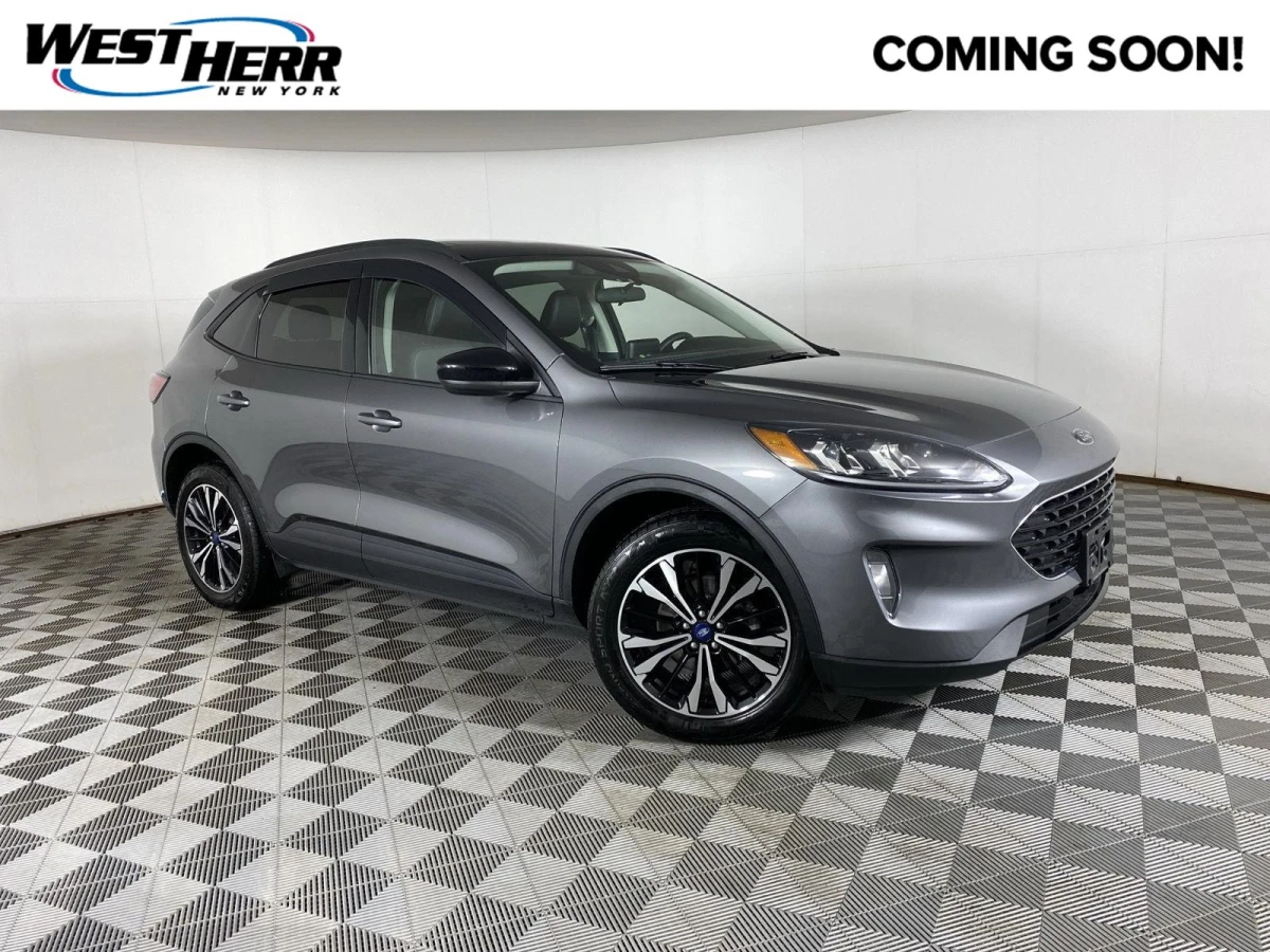 Pre-Owned 2022 Ford Escape SEL