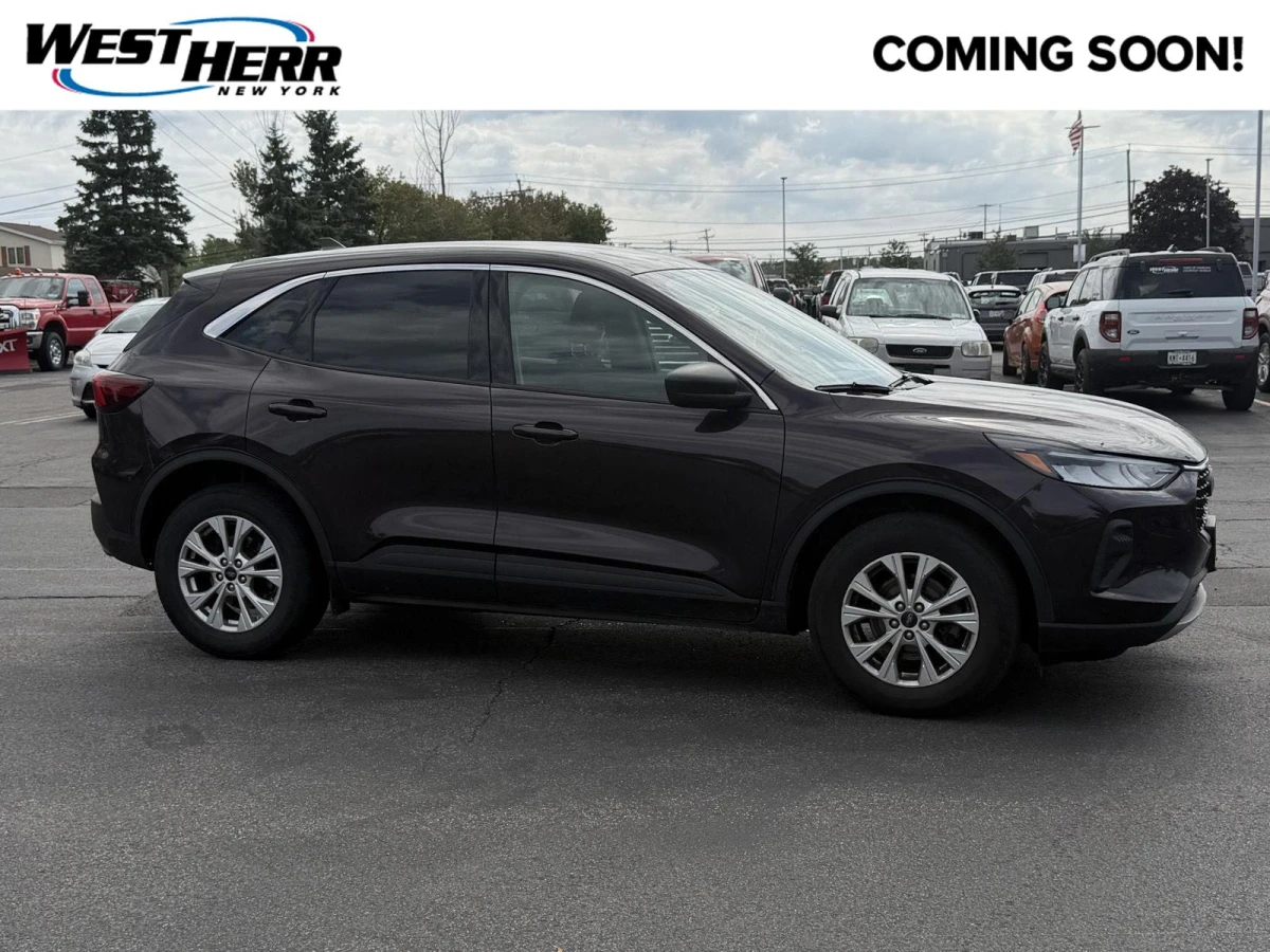 Pre-Owned 2023 Ford Escape Active