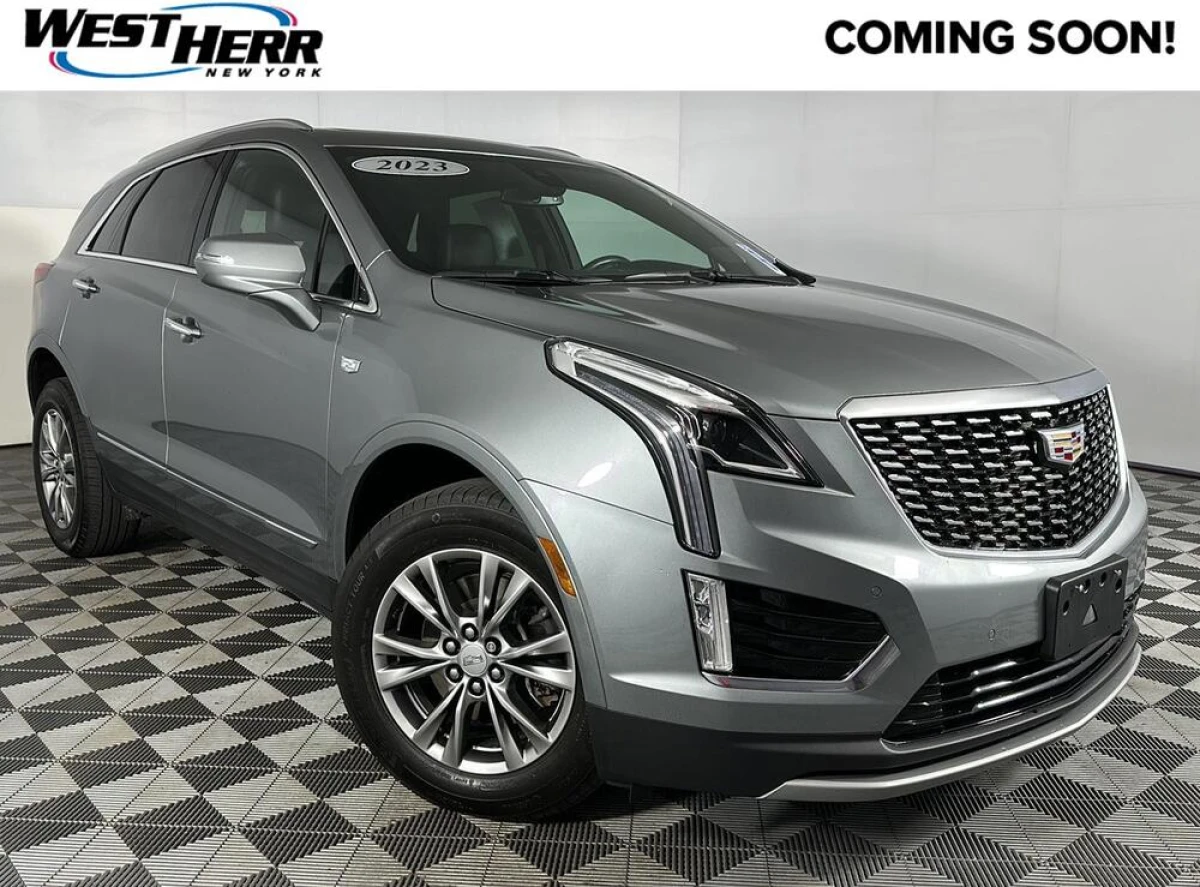 Pre-Owned 2023 Cadillac XT5 AWD Premium Luxury