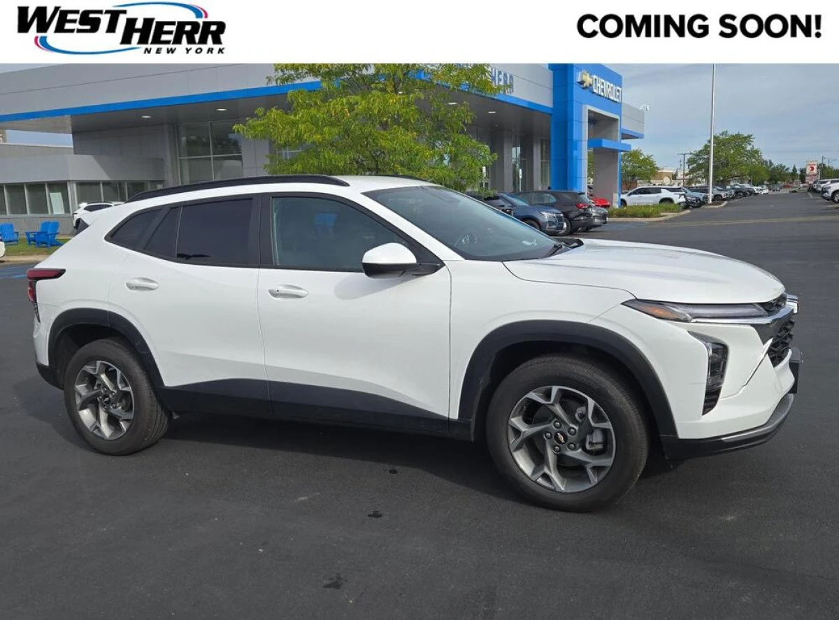 Pre-Owned 2024 Chevrolet Trax LT