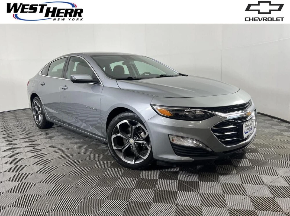 Pre-Owned 2024 Chevrolet Malibu LT