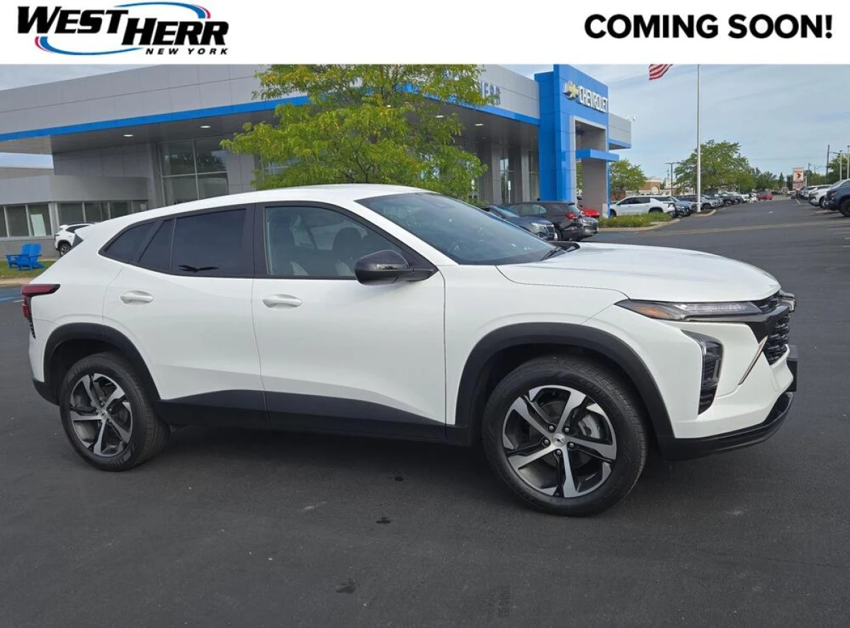 Pre-Owned 2024 Chevrolet Trax 1RS