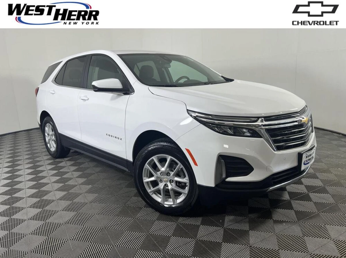 Pre-Owned 2024 Chevrolet Equinox LT