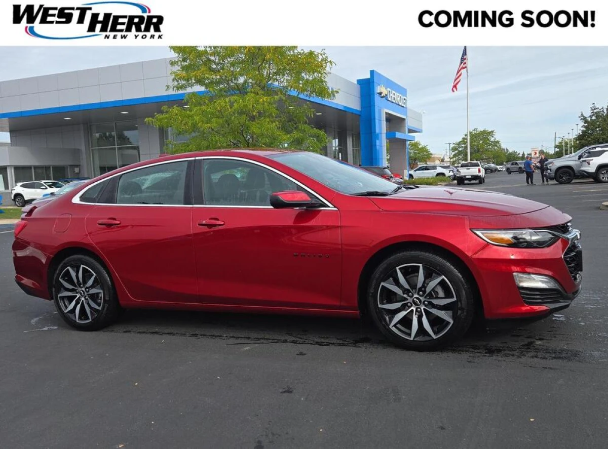 Pre-Owned 2024 Chevrolet Malibu RS
