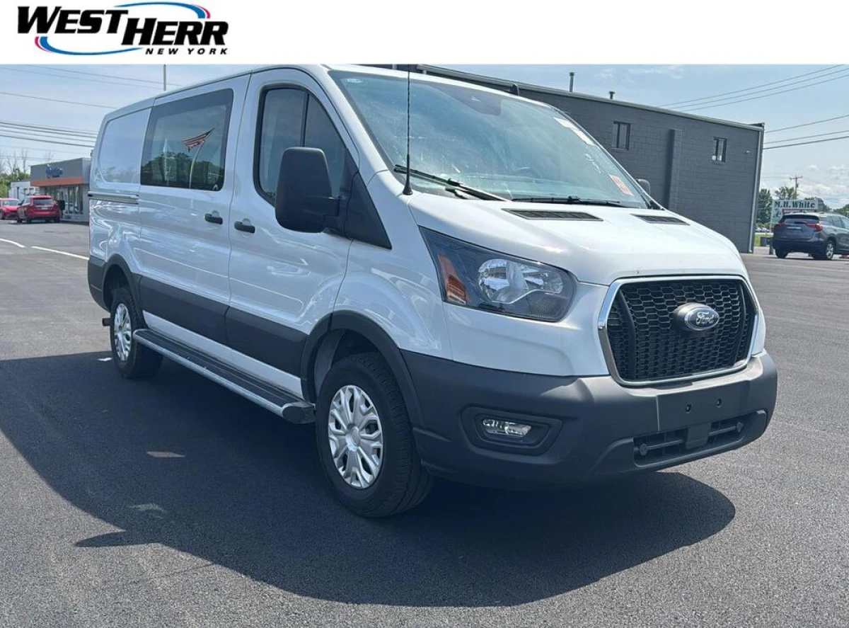Pre-Owned 2025 Ford Transit 250