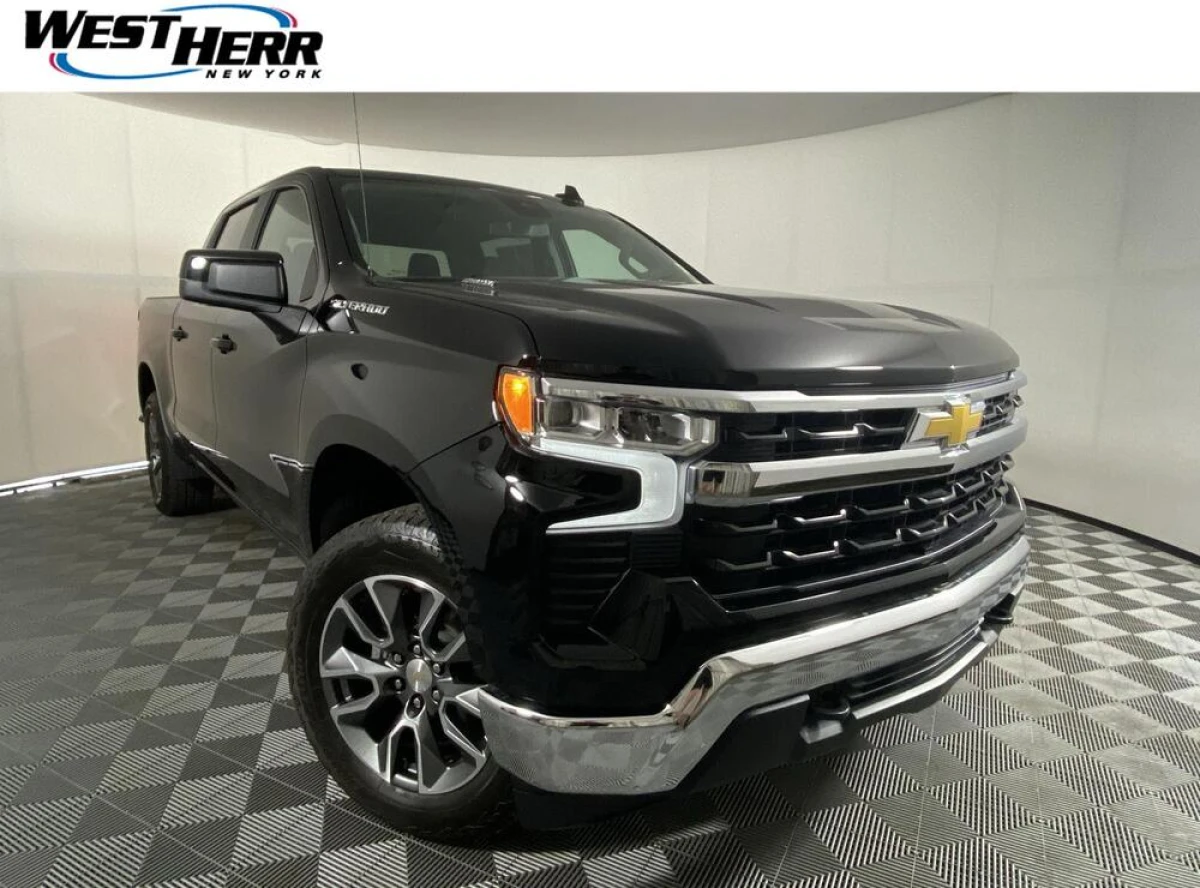 Pre-Owned 2024 Chevrolet Silverado 1500 LT