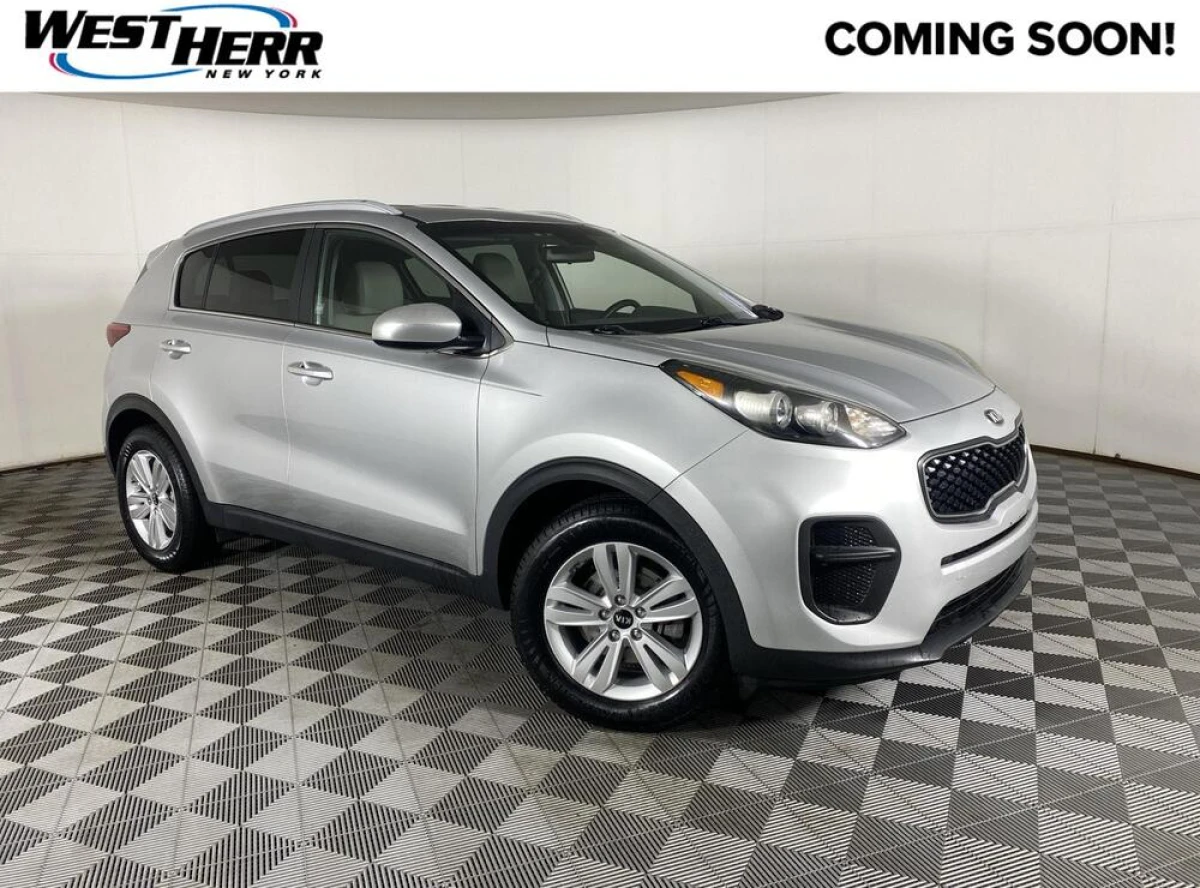 Pre-Owned 2019 Kia Sportage LX