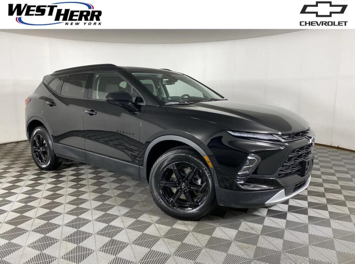 Pre-Owned 2024 Chevrolet Blazer LT