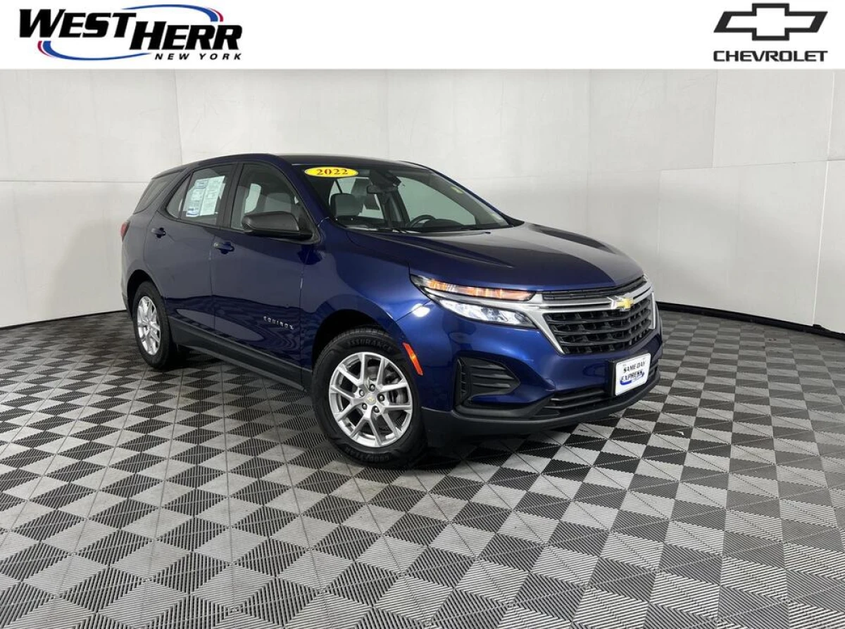 Pre-Owned 2022 Chevrolet Equinox LS