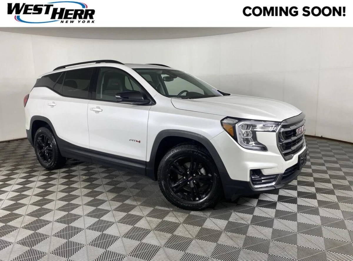 Pre-Owned 2024 GMC Terrain AT4