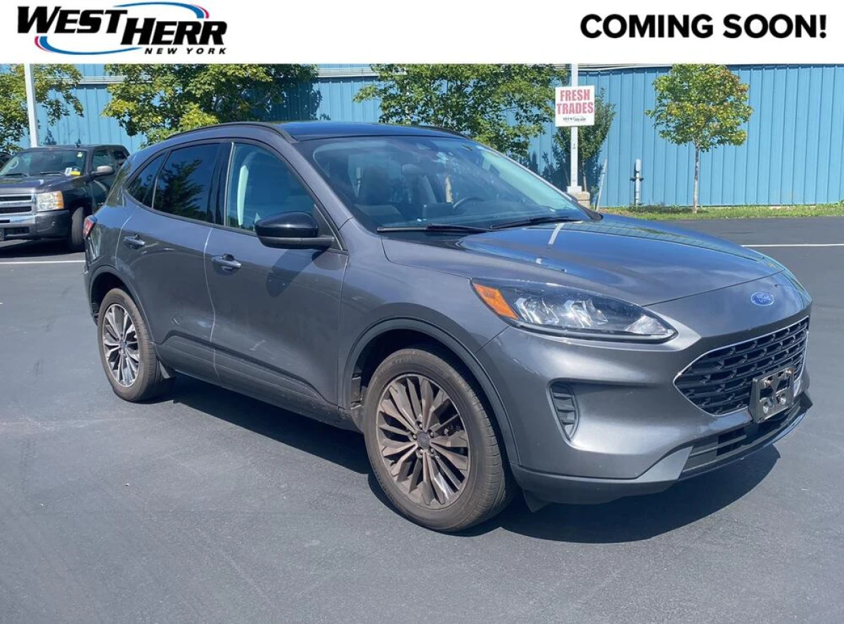 Pre-Owned 2022 Ford Escape SE