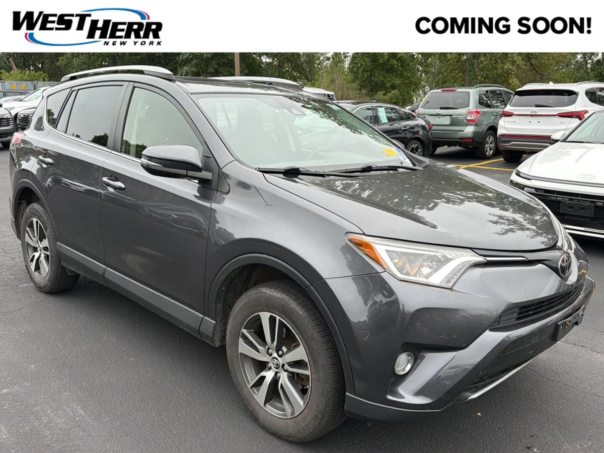 Pre-Owned 2018 Toyota RAV4 XLE