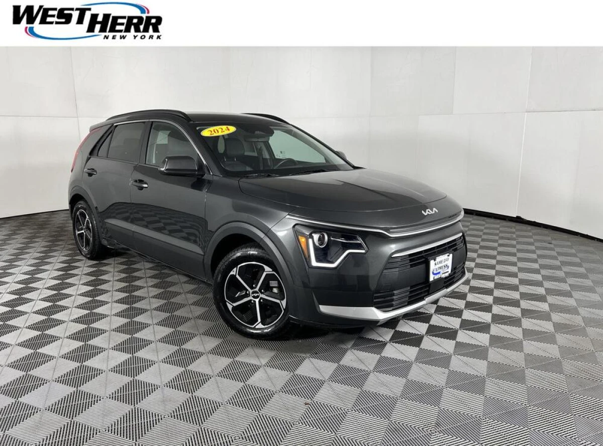 Certified Pre-Owned 2024 Kia Niro EX