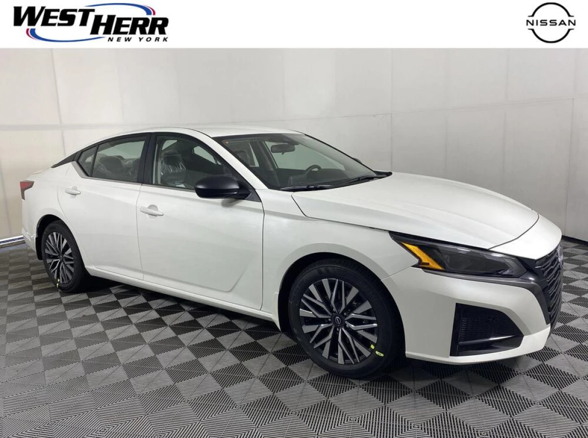 New 2026 Nissan Altima SV