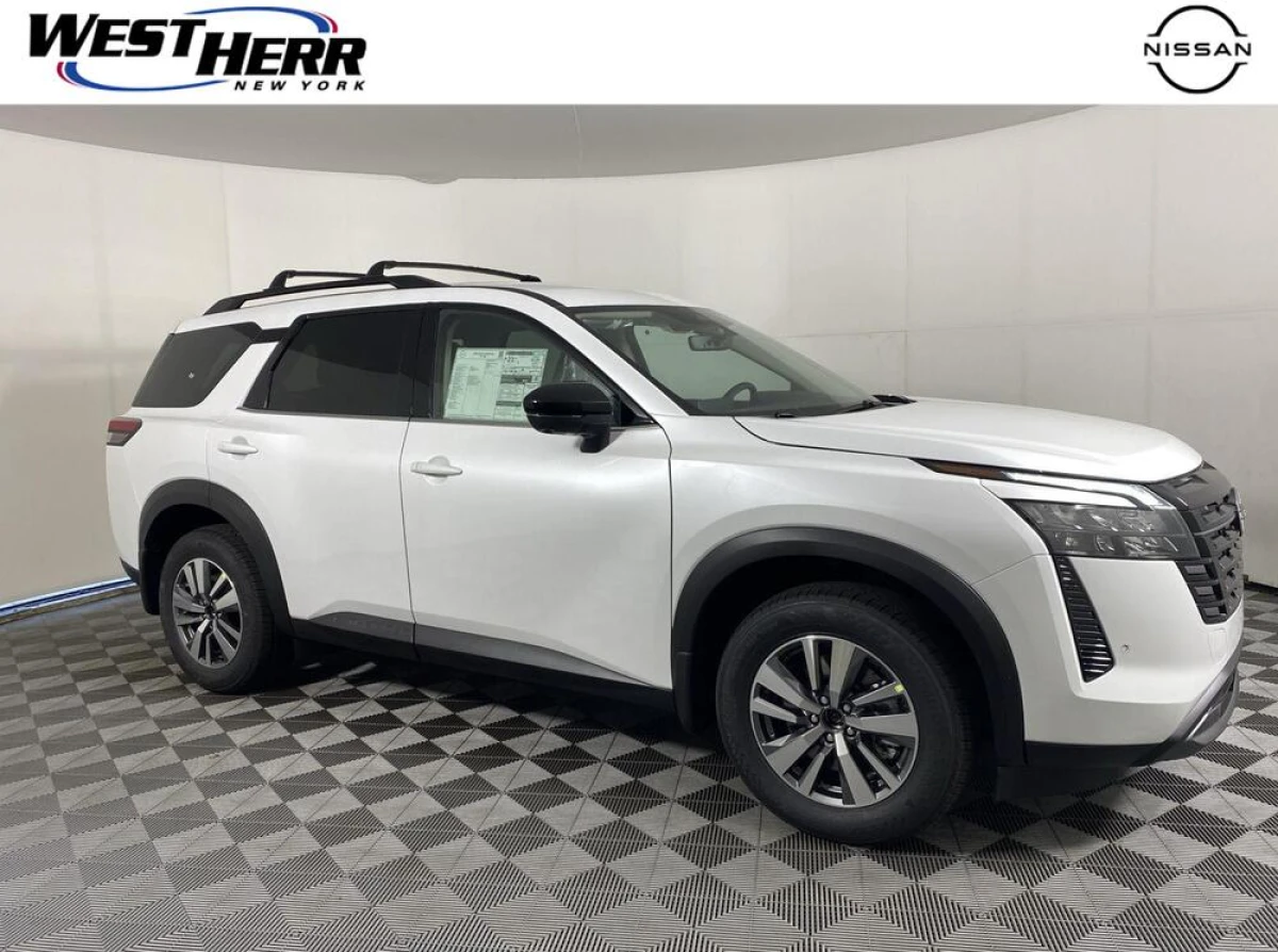 New 2026 Nissan Pathfinder SL