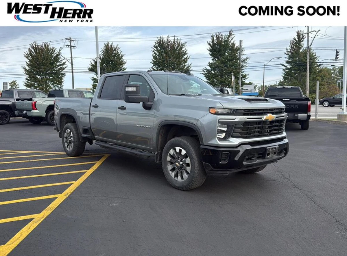 Pre-Owned 2024 Chevrolet Silverado 2500HD Custom