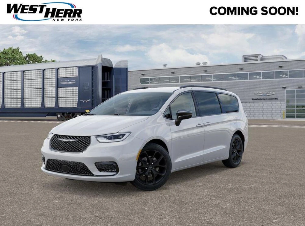 New 2026 Chrysler Pacifica Select