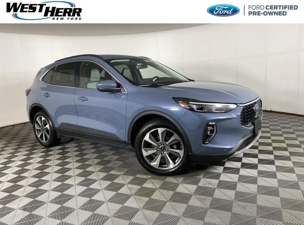 Certified Pre-Owned 2023 Ford Escape Platinum